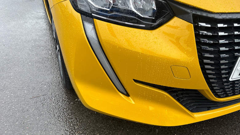 Peugeot 208 1.2 PureTech 100 Allure Premium 5dr Petrol Hatchback